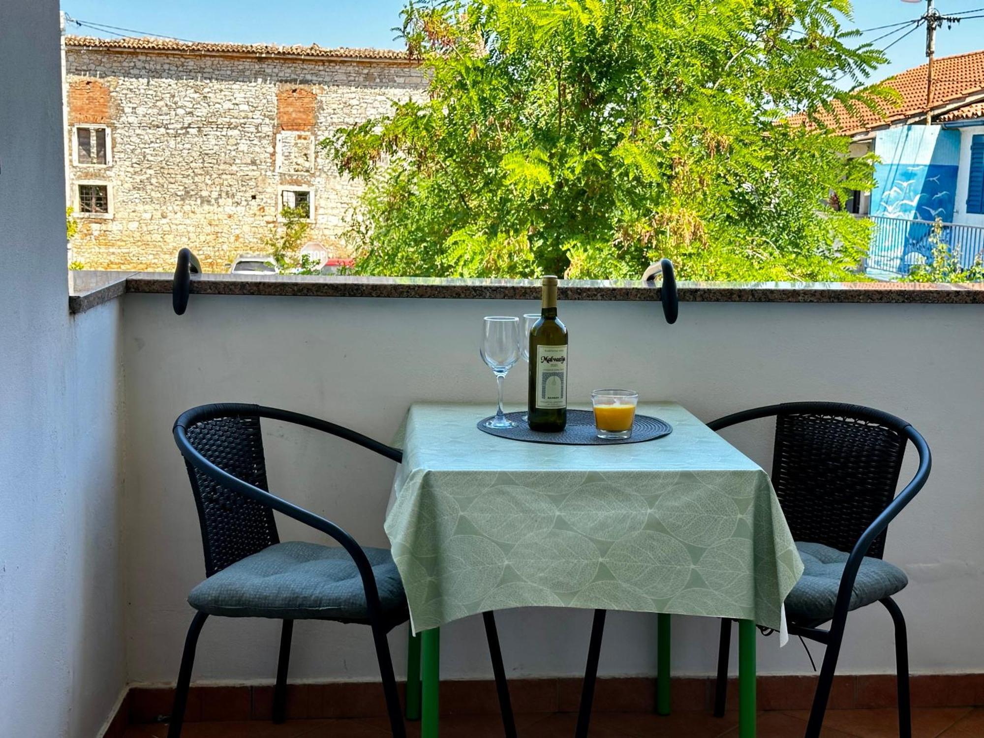 Apartments Vojvoda Πόρετς Εξωτερικό φωτογραφία