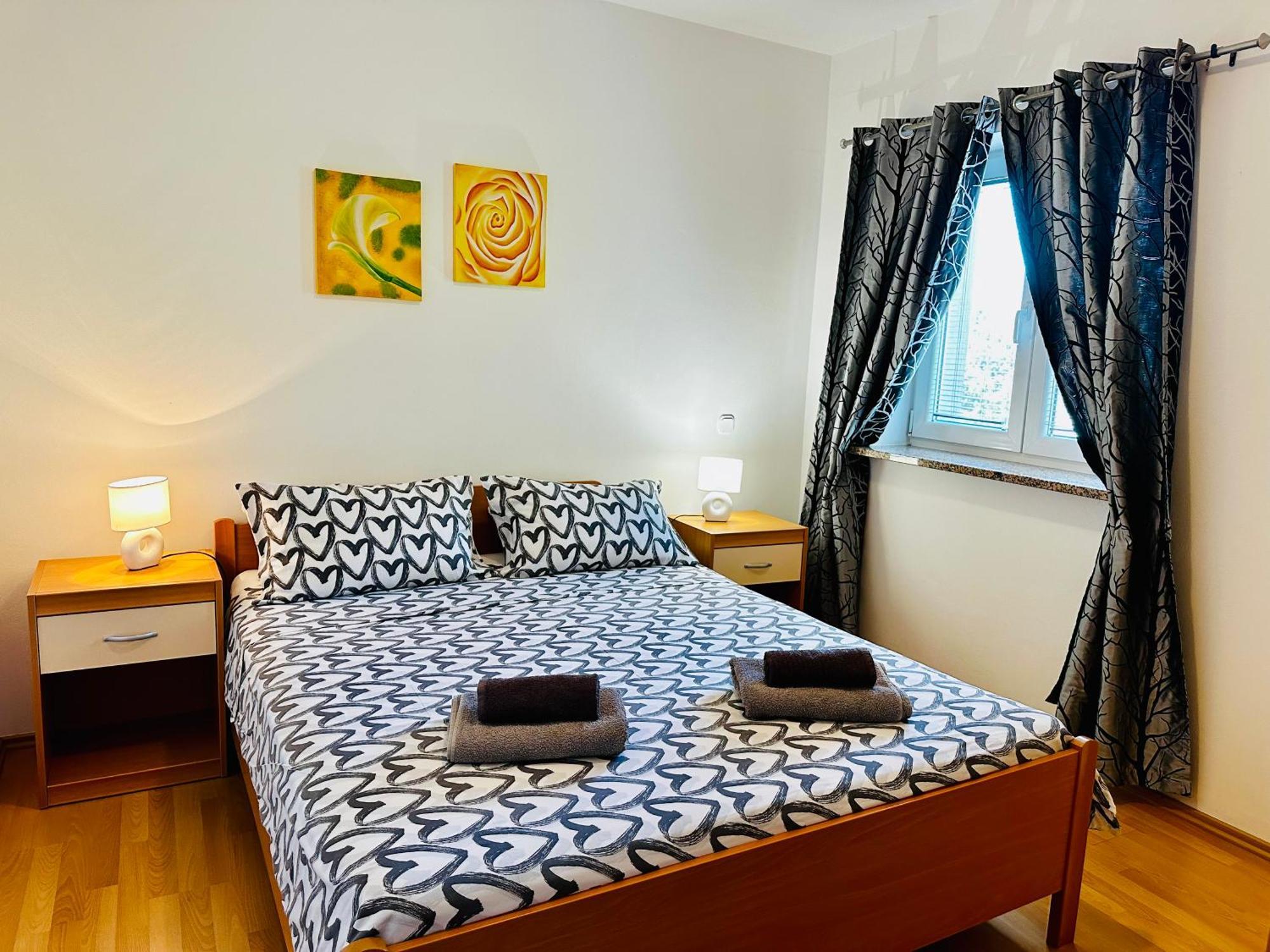 Apartments Vojvoda Πόρετς Εξωτερικό φωτογραφία