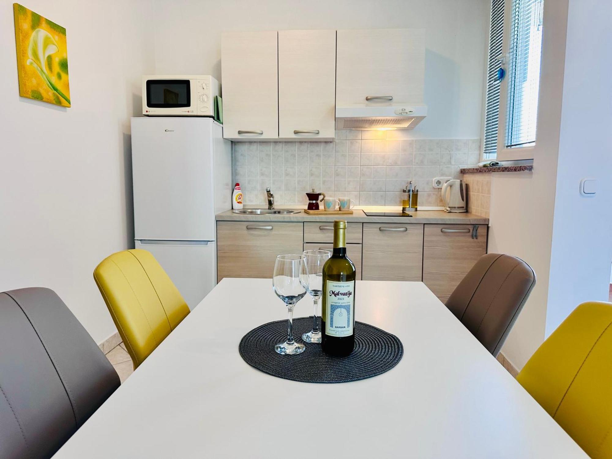 Apartments Vojvoda Πόρετς Εξωτερικό φωτογραφία