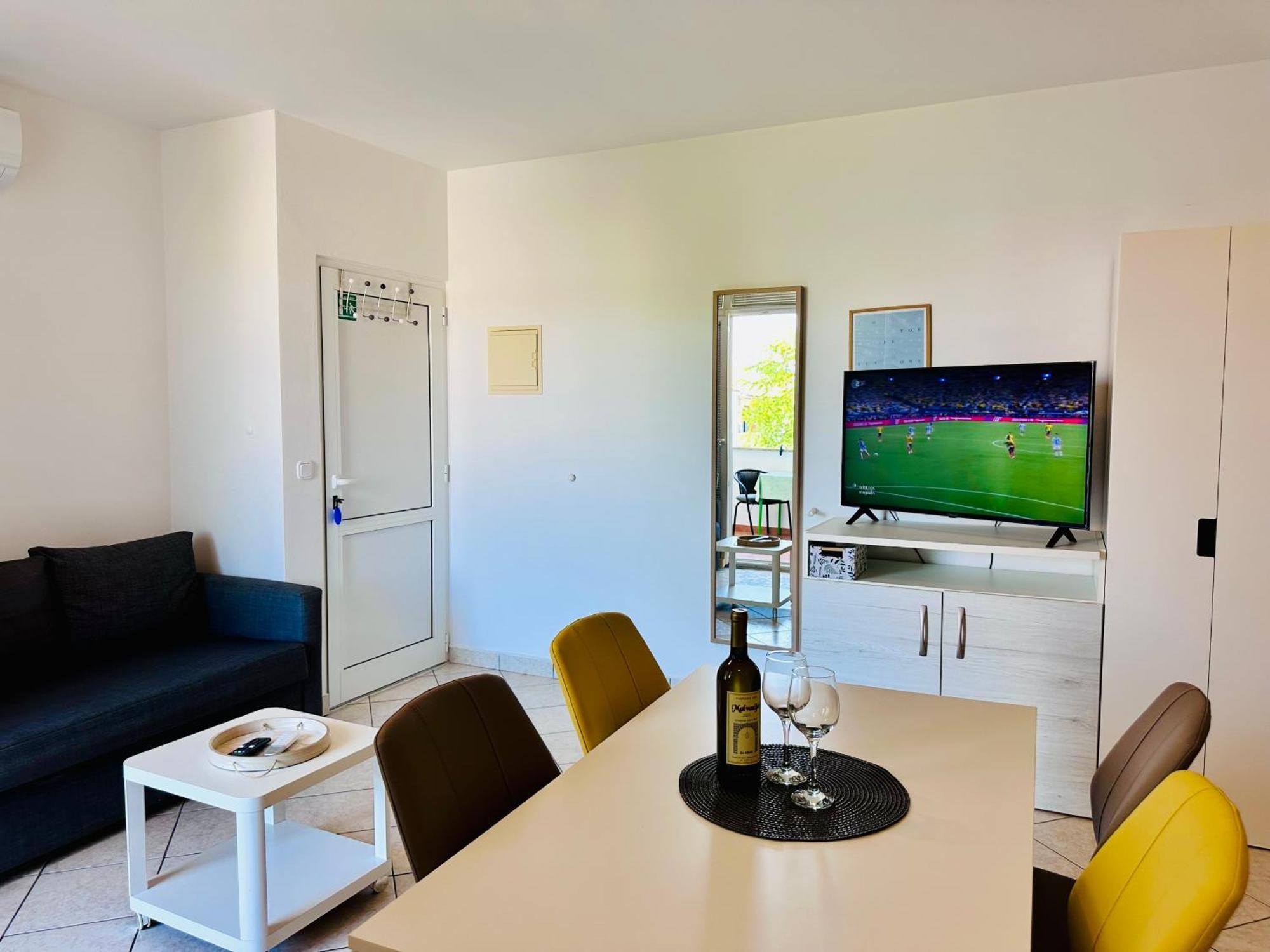 Apartments Vojvoda Πόρετς Εξωτερικό φωτογραφία